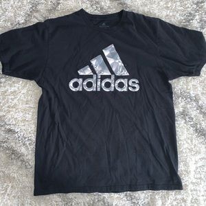 Addidas T-shirt